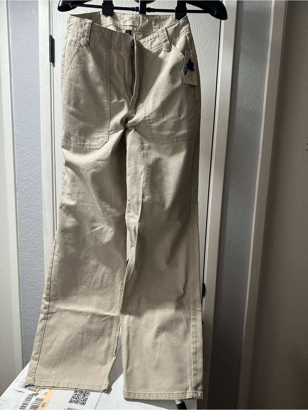 Universal Thread Men's Light Beige Cotton Chinos